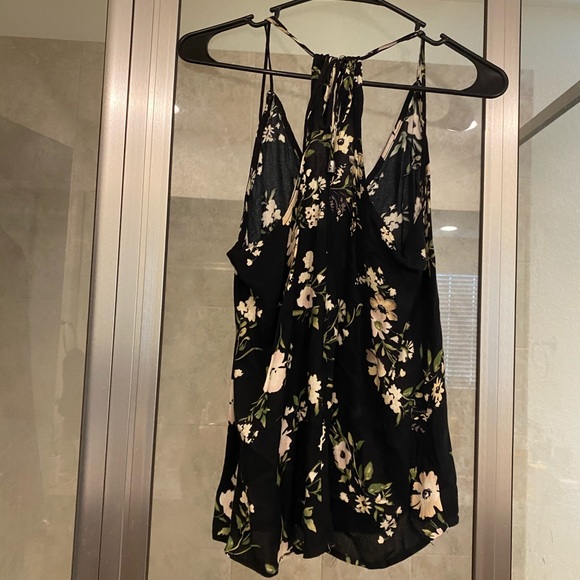 Love Stitch Black Floral Tank Top - Picture 2 of 4